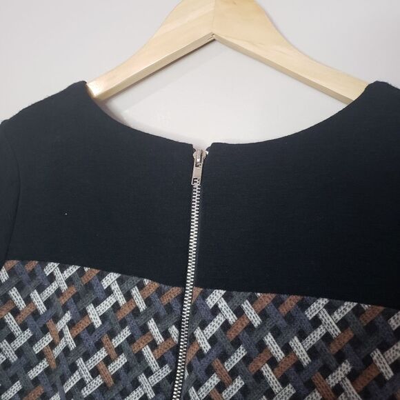 Smashed Lemon Medium Short Sleeve Black Grey Weave Print Dress - Picture 6 of 13